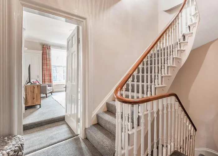 Great Gate House View - Within York Walls *
