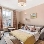 Great Gate House View - Within Walls Appartement *