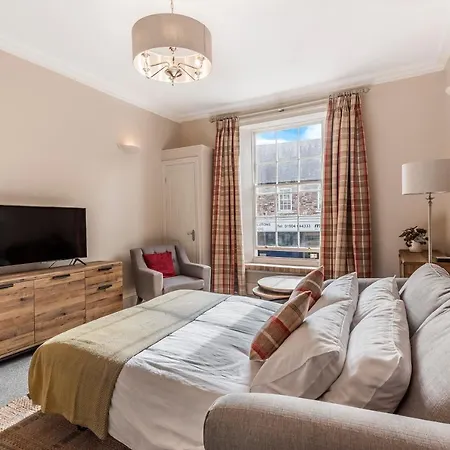 Dom wakacyjny Great Gate House View, Micklegate Near Station York