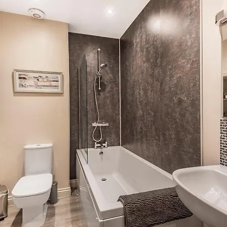 Great Gate House View, Micklegate Near Station York