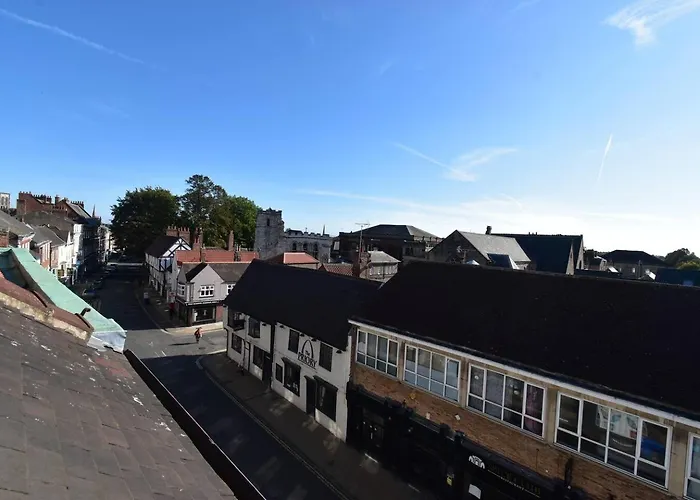 Great Gate House View - Within York Walls *