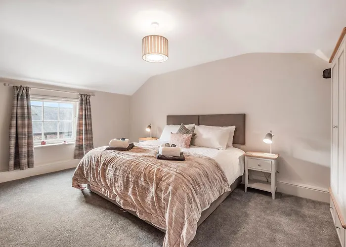 Great Gate House View - Within York Walls *